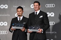 左から田村優選手、トンプソン・ルーク選手。