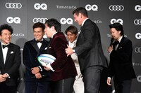 「GQ MEN OF THE YEAR 2019」記者会見の様子。