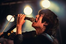 小池貞利（Vo, G / teto）（撮影：小杉歩）