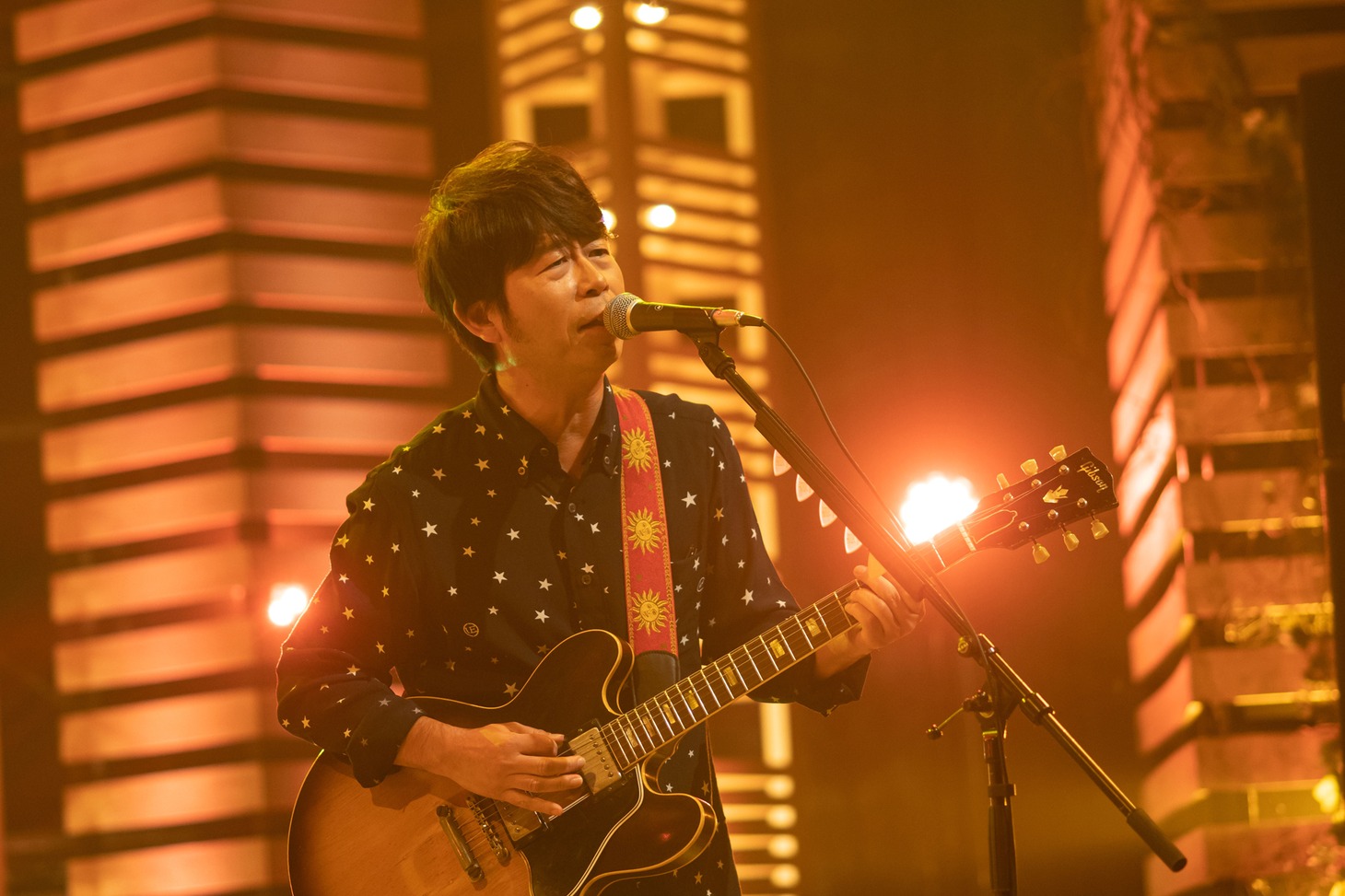 桜井秀俊（真心ブラザーズ）（写真提供：NHK）