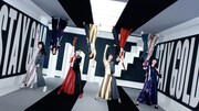 ももいろクローバーZ「stay gold」ミュージックビデオのワンシーン。