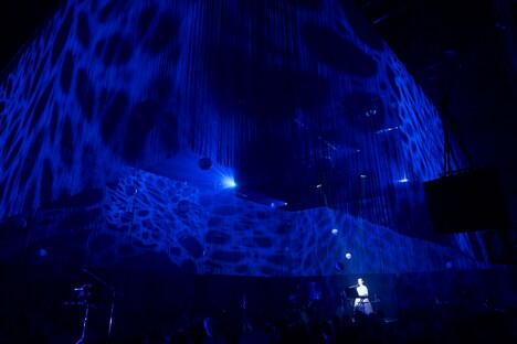 新津由衣「Ethereal Pop Vol.3 -わたしの呼吸-」の様子。（撮影：笹原清明）