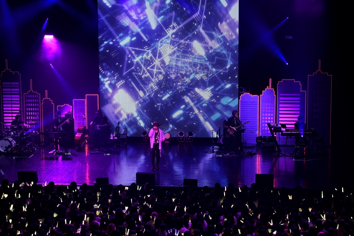 センラ「SENRA LIVE TOUR 2019 -Luge-」東京・Zepp Tokyo公演の様子。（撮影：小松陽祐［ODD JOB LTD.］）