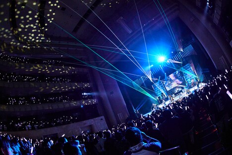 和楽器バンド「和楽器バンド Japan Tour 2019 REACT-新章-」最終公演の様子。（撮影：上溝恭⾹ / Kyoka Uemizo）