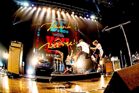 BLUE ENCOUNT「BLUE ENCOUNT TOUR2019『B.E. with YOU』」Zepp Tokyo公演の様子。(撮影:浜野カズシ)