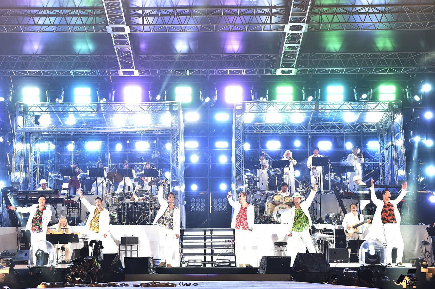 「EXILE ATSUSHI SPECIAL NIGHT IN OKINAWA」の様子。（写真提供：エイベックス）