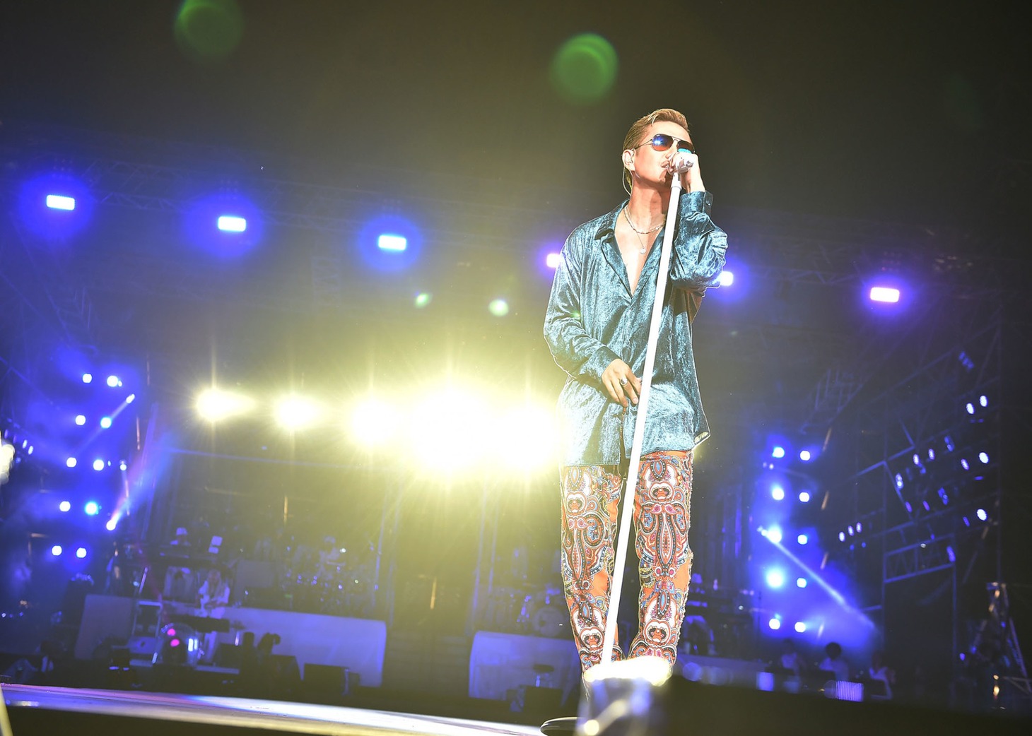 「EXILE ATSUSHI SPECIAL NIGHT IN OKINAWA」の様子。（写真提供：エイベックス）