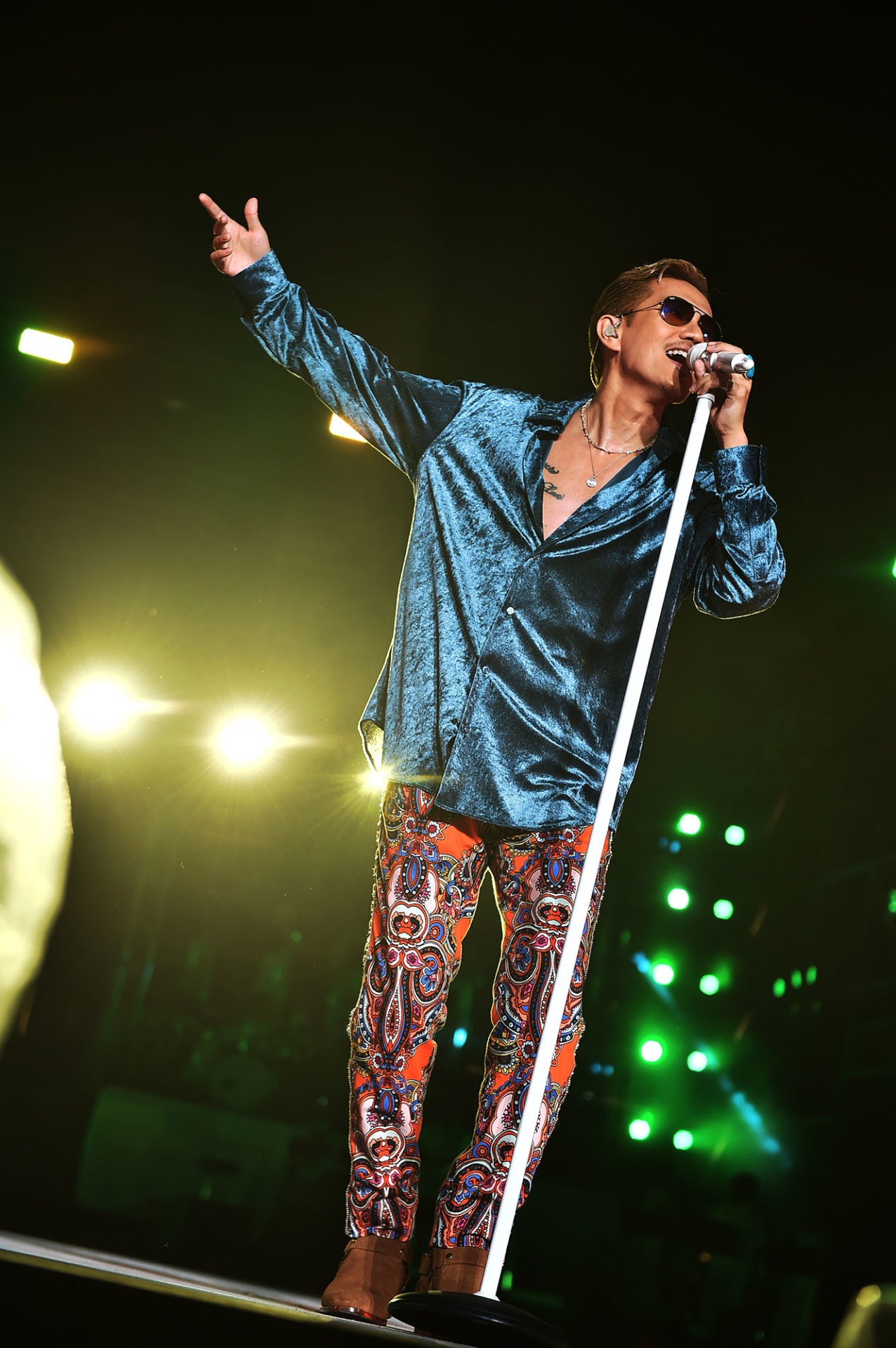 「EXILE ATSUSHI SPECIAL NIGHT IN OKINAWA」の様子。（写真提供：エイベックス）