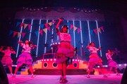 「私立恵比寿中学ようこそ秋冬ホールツアー2019～世界のみなさんおめでとうアイドルって楽しい～」神奈川・パシフィコ横浜 国立大ホール公演の様子。