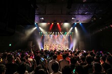 虹のコンキスタドール第3回定期公演 「Zepp Tokyoへの道～上級編～」の様子。（写真提供：キングレコード）