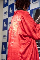 アユニ・D（BiSH）の衣装。