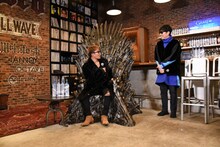 左から数原龍友、☆Taku Takahashi。