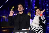 北村匠海（DISH//）と芳根京子。