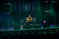 折坂悠太「折坂悠太のツーと言えばカー2019」最終公演の様子。（撮影：タイコウクニヨシ）