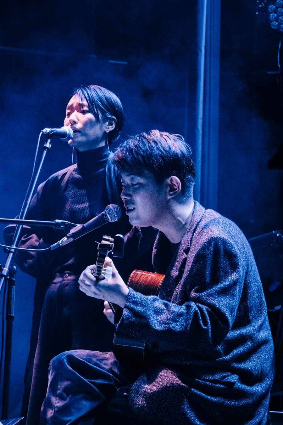 折坂悠太が青葉市子、イ・ラン、butajiらと幕下ろした弾き語り