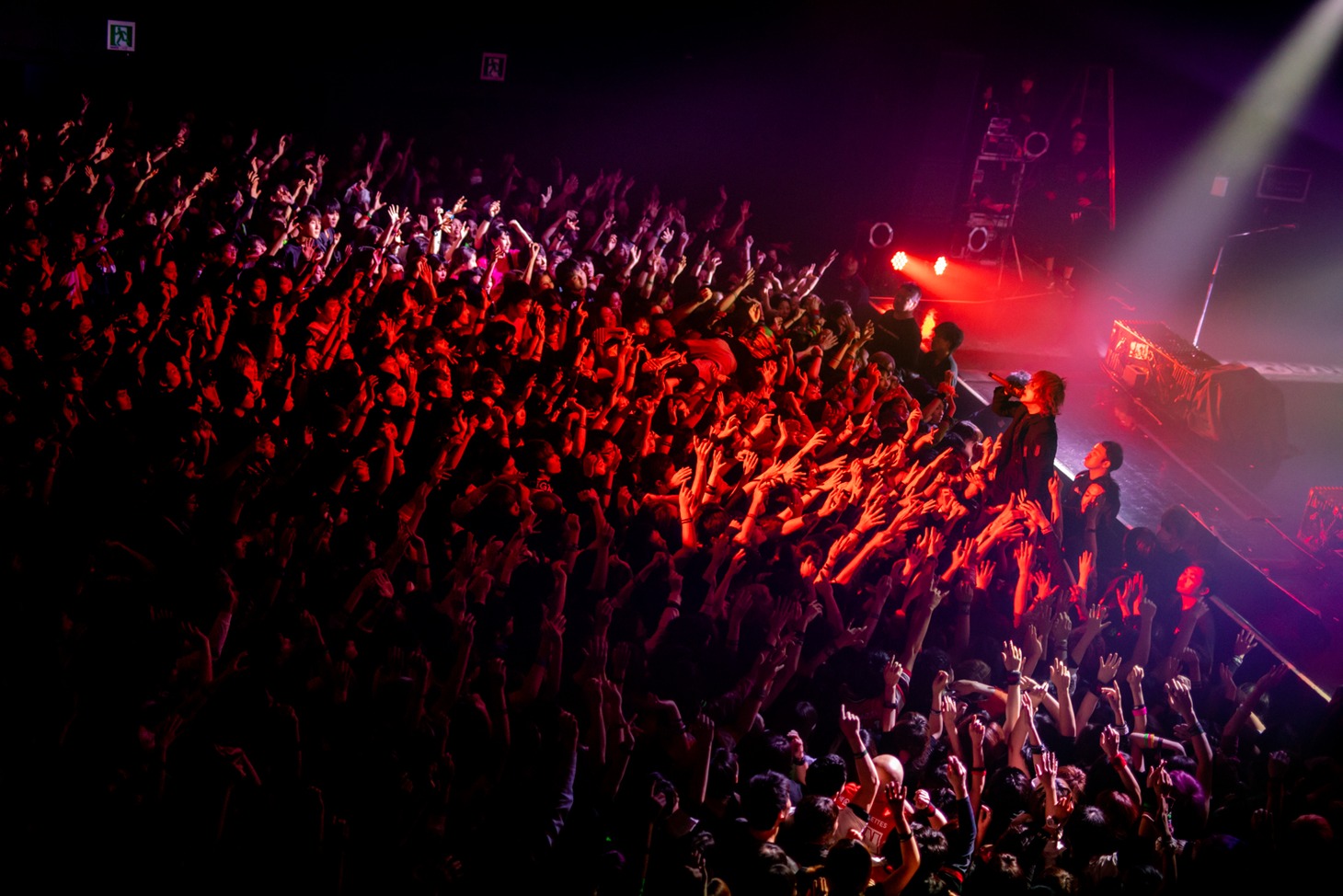 「COUPLING TOUR BKW!! STRIKES BACK 2019」Zepp Nagoya公演より、HYDEのライブの様子。（Photo by Viola Kam［V'z Twinkle Photography］）