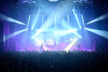 DIR EN GREY「TOUR19 This Way to Self-Destruction」新木場STUDIO COASTの様子。（撮影：江隈麗志 [C-LOVe CREATORS]）