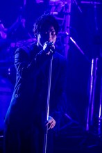 山中拓也（Vo, G / THE ORAL CIGARETTES）（Photo by Viola Kam［V'z Twinkle Photography］）