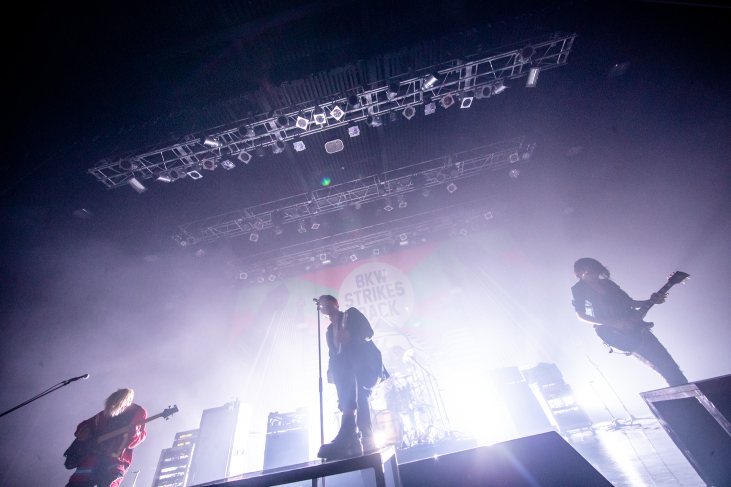 THE ORAL CIGARETTES（Photo by Viola Kam［V'z Twinkle Photography］）