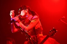 ナナヲアカリ（撮影：樋口隆宏［TOKYOTRAIN］）