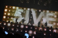 DOBERMAN INFINITY「DOBERMAN INFINITY LIVE TOUR 2019 5IVE ～必ず会おうこの約束の場所で～」大阪・大阪城ホール公演2日目の様子。