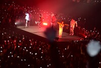 DOBERMAN INFINITY「DOBERMAN INFINITY LIVE TOUR 2019 5IVE ～必ず会おうこの約束の場所で～」大阪・大阪城ホール公演2日目の様子。