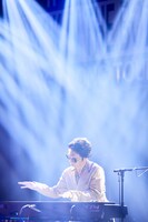 TRI4TH「SING ALONG TOUR」東京・マイナビBLITZ赤坂公演の様子。（撮影：堂園博之）