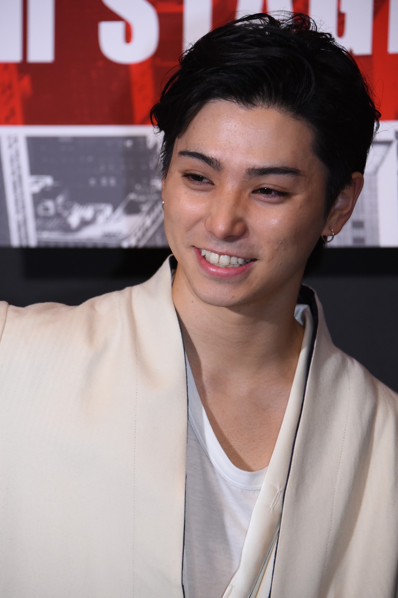 村上虹郎