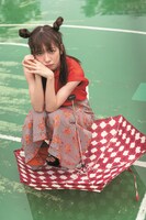 「真山りかファースト写真集『麗花』」より。（東京ニュース通信社刊）