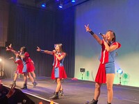 「HelloYouth 大発表大発表SP」の様子。