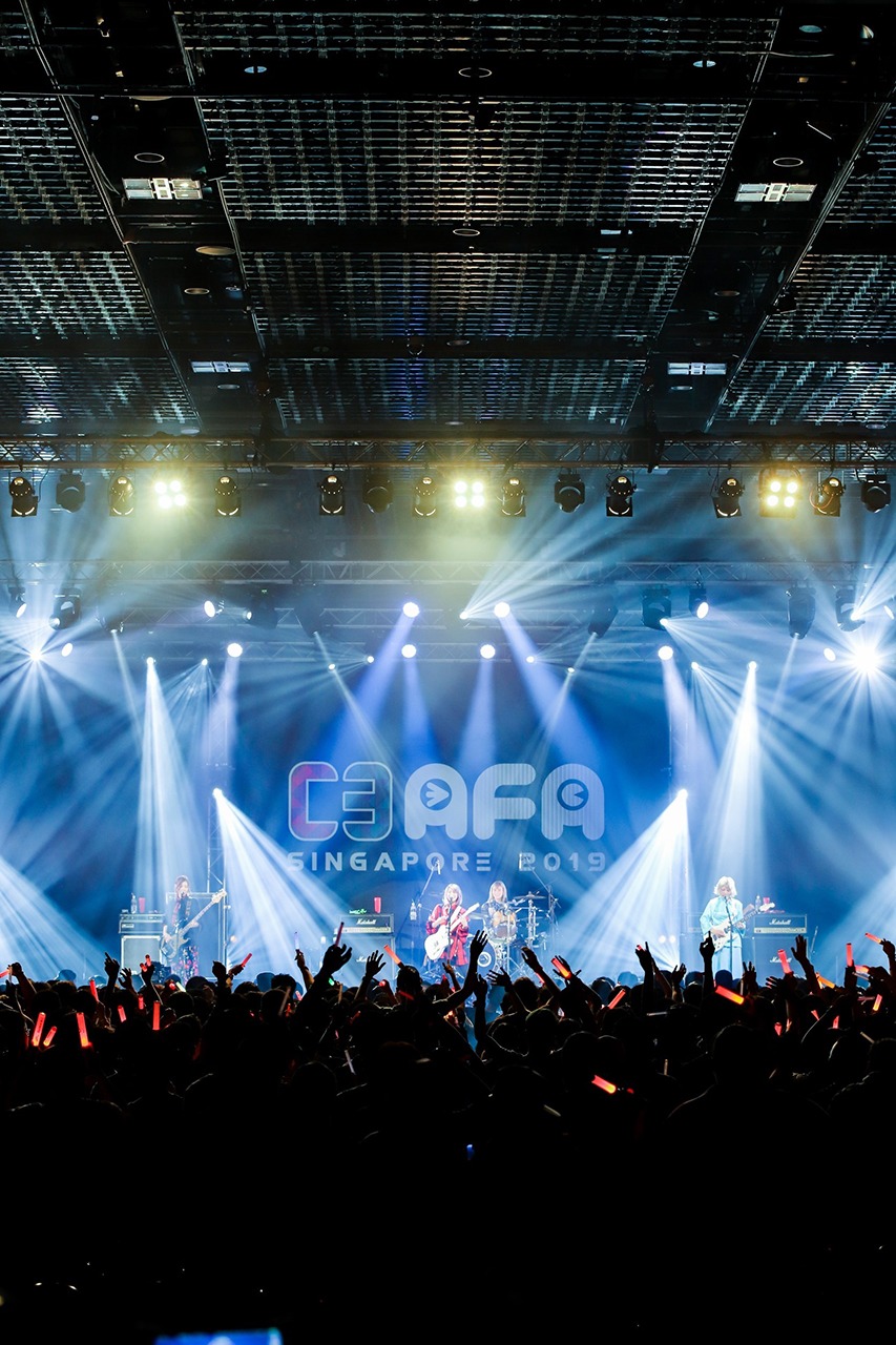 「C3AFA Singapore 2019」でライブを披露するSCANDAL。（写真提供：ビクターエンタテインメント）