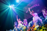 「WHY@DOLLラストライブツアー ～We are always here for you～」最終公演でのWHY@DOLL。