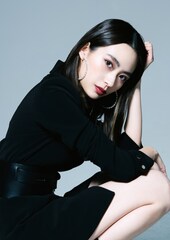 元BiSアヤ・エイトプリンス、初のビジュアルブックを2冊同時発売