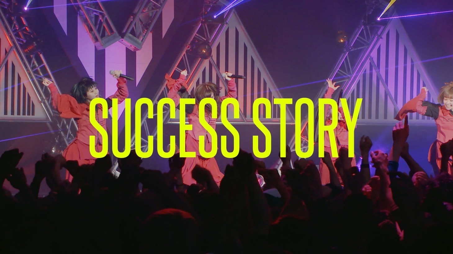 「NEW EMPiRE TOUR "EVOLUTiONS" [DiGEST MOViE]」のワンシーン。