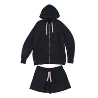 「BLACKPINK 2019-2020 WORLD TOUR IN YOUR AREA POPUP STORE」で販売されるセットアップルームウェア表面（M/ショートパンツ）。