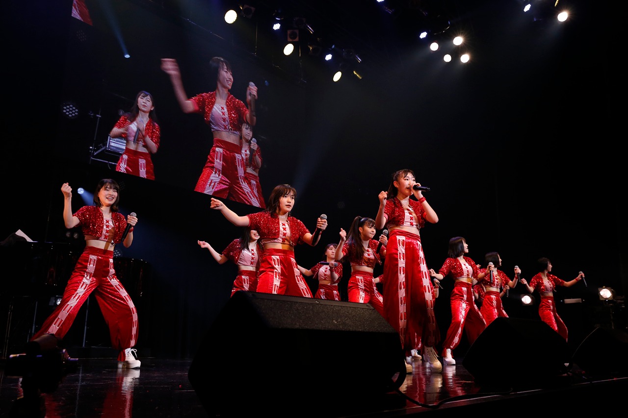 BEYOOOOONDS「LIVE BEYOOOOOND1St」の様子。（写真提供：アップフロントグループ）