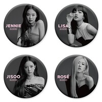 「BLACKPINK 2019-2020 WORLD TOUR IN YOUR AREA POPUP STORE」で販売される缶バッジ。
