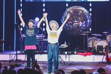 吉田山田（撮影：松本いづみ）