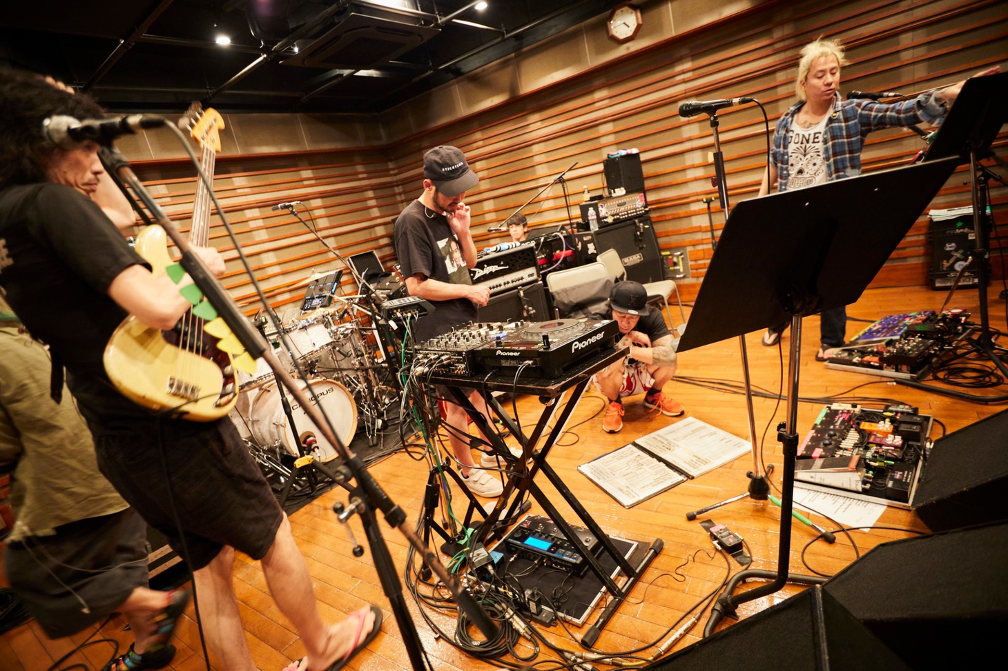 「Our Secret Spot Tour 2019『Off the Show.』」より。（撮影：三吉ツカサ）