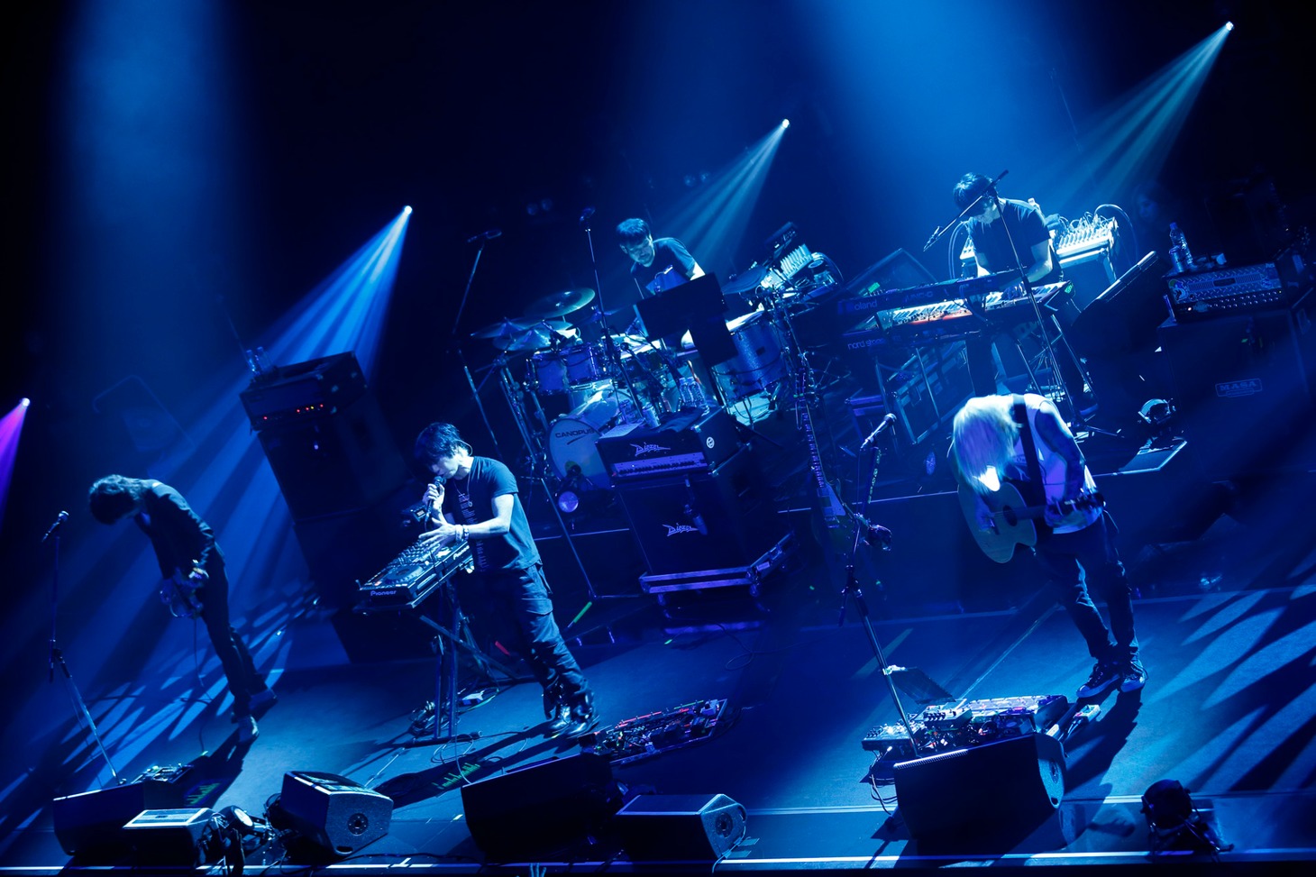 「Our Secret Spot Tour 2019『On the Show.』」より。（撮影：三吉ツカサ）