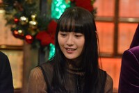 浅川梨奈 (c)読売テレビ