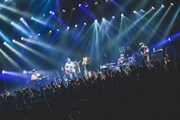 「石崎ひゅーい BANDTOUR2019『パッション』」の様子。（撮影：鈴木友莉）