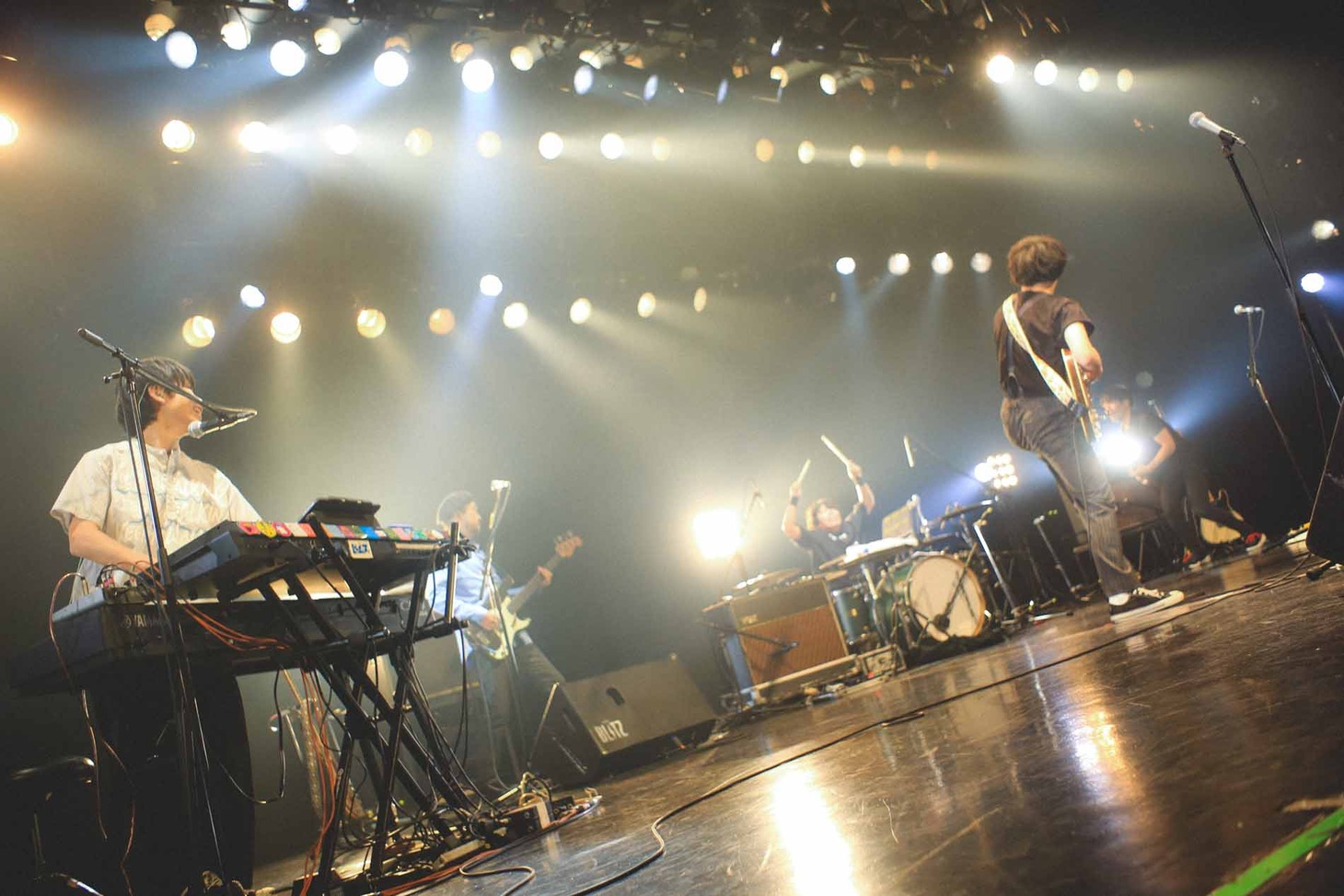 「石崎ひゅーい BANDTOUR2019『パッション』」の様子。（撮影：鈴木友莉）
