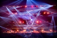 MY FIRST STORY「MY FIRST STORY TOUR 2019」さいたまスーパーアリーナ公演の様子。（Photo by TAKASHI KONUMA）