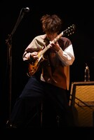 黒田隼之介（G, Cho / sumika）