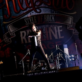 SiM、マンウィズ、マイファス、クリープハイプら幕張メッセで「REDLINE」10周年祝う