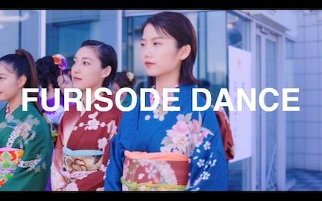 Jewel「I'm with You」ミュージックビデオのワンシーン。