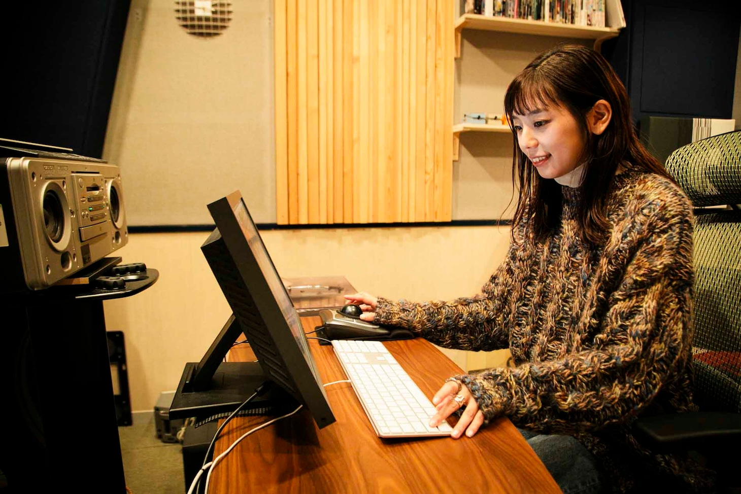 土岐彩香
