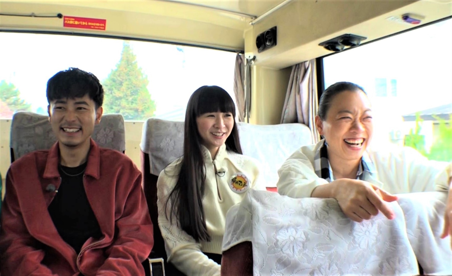 左から成田凌、かしゆか（Perfume）、いとうあさこ。 (c)テレビ朝日