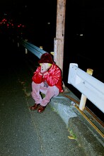 KANGOL「Faux Fur Casual」を着用したFukase。